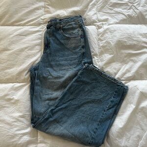 BDG Women’s Logan Barrel Buckle Jeans